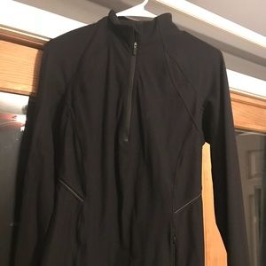 Lululemon half zip up top